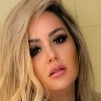 Amanda Noli Nude