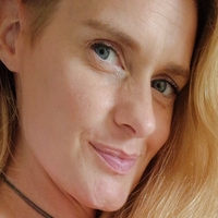 BelleLou Nude