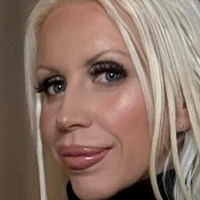 Beshine Nude