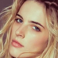 Chloë Holmes Nude