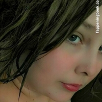 dangerousq93 Nude