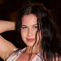 Deserae Karshna Nude