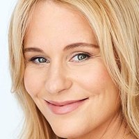 Devon Reilly Nude