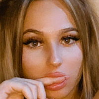 Estela Saubi Nude