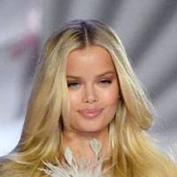 Frida Aasen Nude
