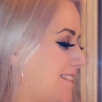 Hollie Nude