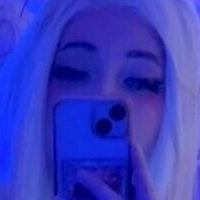 HowToMia Nude