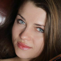 Джуси Пандора Голая