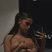 Lana Nude