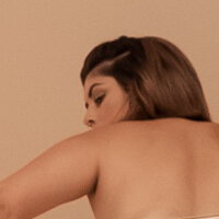 Lari Garcez Nude