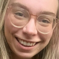 Lilahlavender Nude