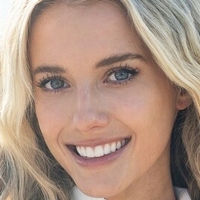 Lindsay Brewer Nude