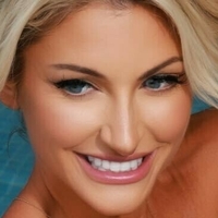 Mckinzie Roth Nude