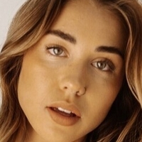 Mia Beyer Nude