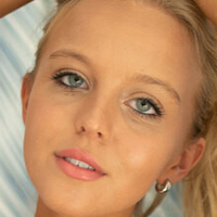 Morgan Cryer Nude