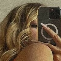 Phoebe Rrose Nude
