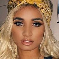 Pia Mia Nude