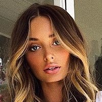 Saskia Jenkins Nude