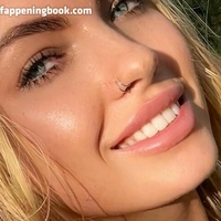 simsyyy__ Nude