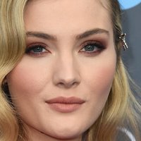 Skyler Samuels Nude
