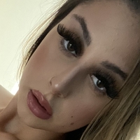 Submissive Skylar Nude