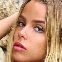 Taylor Brumann Nude