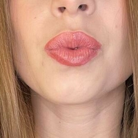 u505243640 Nude