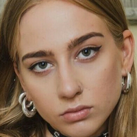 vatacukrova Nude