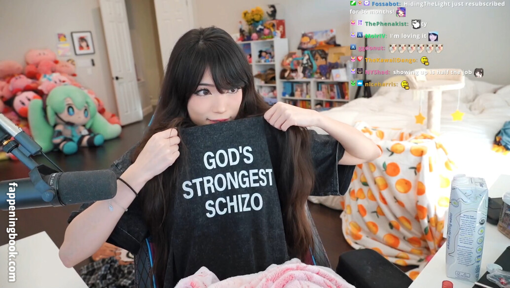 Emiru Nude, OnlyFans Leaks, Fappening - FappeningBook