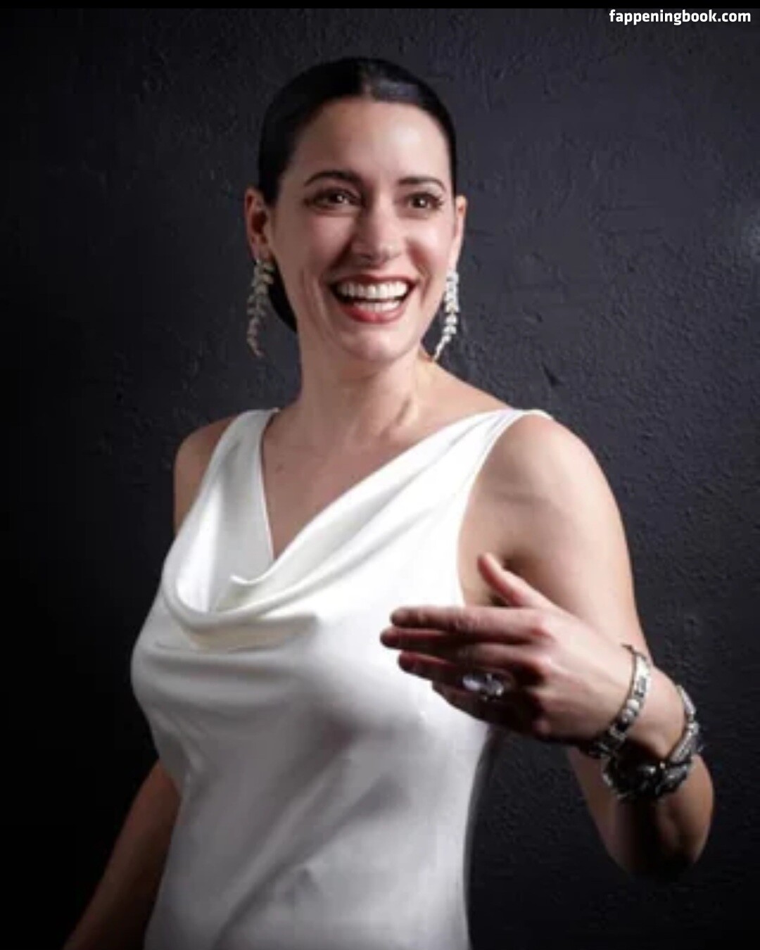 Paget Brewster Nude, OnlyFans Leaks, Fappening - FappeningBook